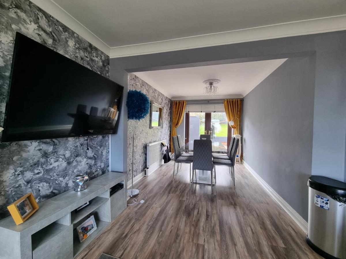Private Room City Skyline And Mountain Views Close Too Belfast Centre And Airports Free Parking Zewnętrze zdjęcie